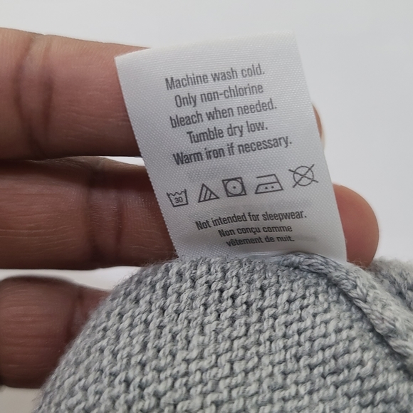 ⭐️HP⭐️ Gymboree Skyline Little Boys Sweater, Size XS 4 - Picture 7 of 9